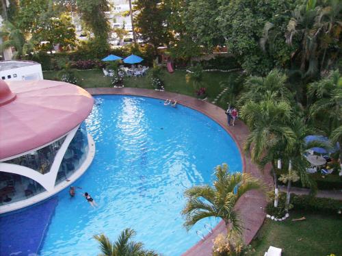 Hotel Maya Tabasco内部或周边泳池景观
