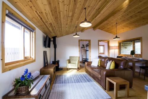 Saint FlorenceFern Lodge - 2 Bedroom Log Cabin - Saint Florence - Tenby的相册照片