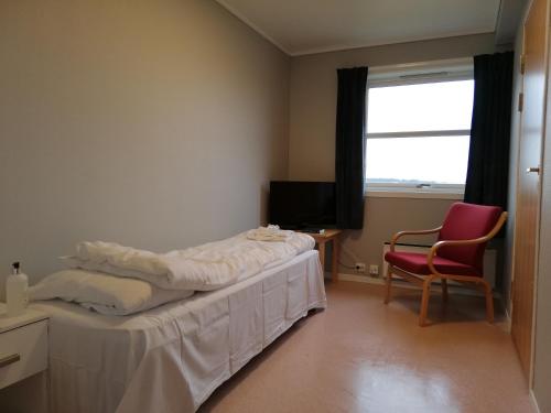 Holmavatn Ungdoms og Misjonssenter客房内的一张或多张床位