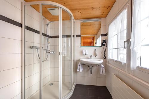 Hotel Frohe Aussicht的一间浴室