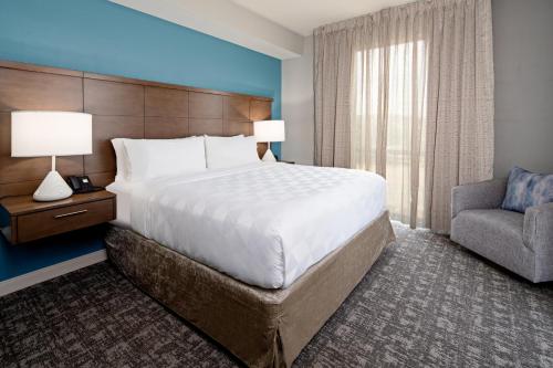 长滩Staybridge Suites - Long Beach Airport, an IHG Hotel的相册照片