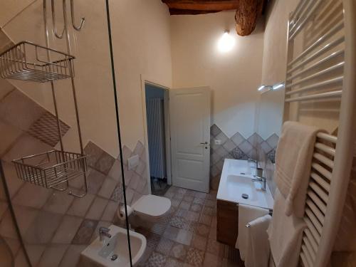 Il Vicolo的一间浴室