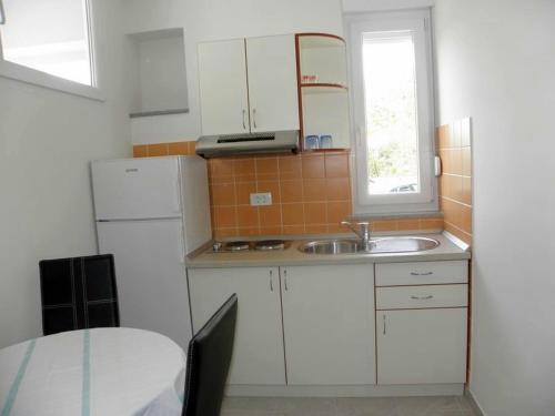 杜埃Apartment in Duce with air conditioning, Wi-Fi, washing machine (4166-1)的相册照片