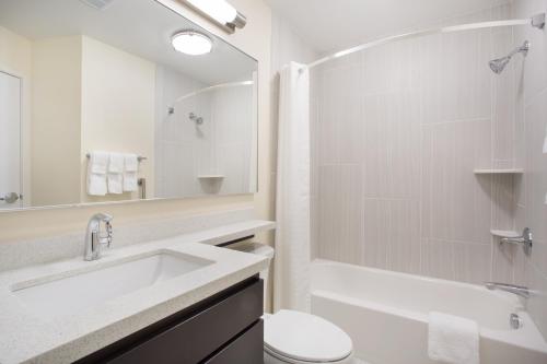 朗蒙特Candlewood Suites Longmont - Boulder Area, an IHG Hotel的相册照片