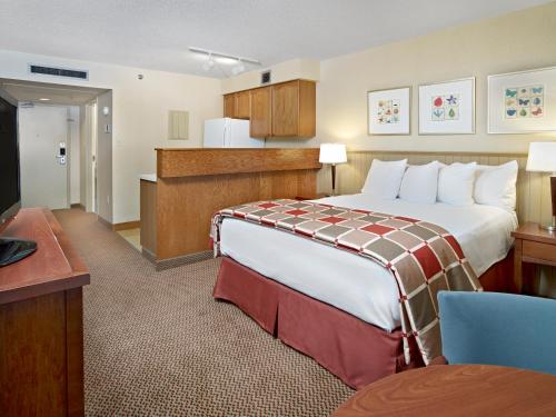夏洛特敦会议中心酒店 客房内的一张或多张床位