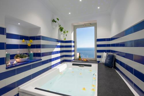 Le Ali sul Mare的一间浴室