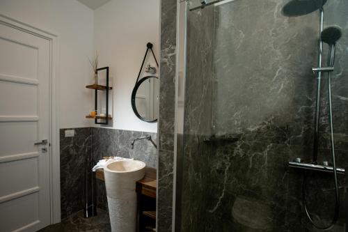 Abate Luxury Interno 3的一间浴室