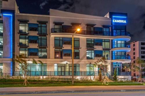 劳德代尔堡Cambria Hotel Fort Lauderdale Beach的相册照片