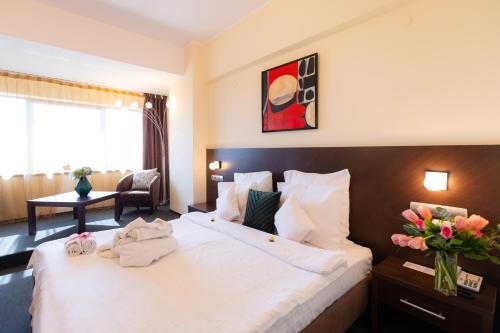 Hotel Terra Balneo&Spa客房内的一张或多张床位