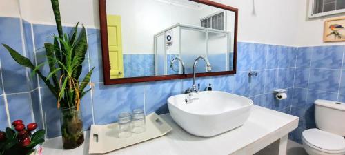 Kota Kinabalu Sabah City Homestay的一间浴室