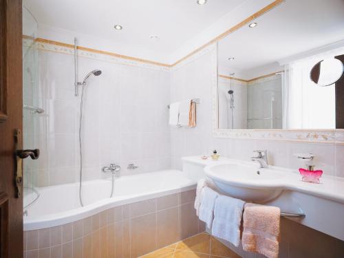 贾尼拉温德尔酒店的一间浴室