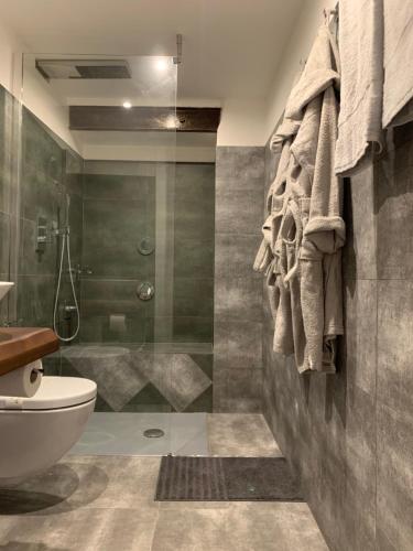 Luxury Roman Holiday Coronari的一间浴室