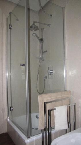 多莫斯库里公寓的一间浴室