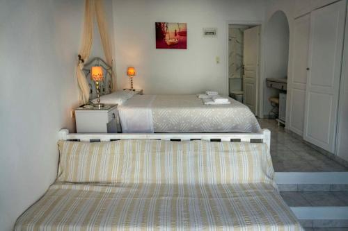 梅尔特米酒店客房内的一张或多张床位