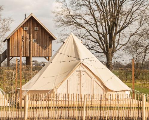 ZunaPop-up glamping - Buurvrouws' Belltentje 2-4 pers的相册照片