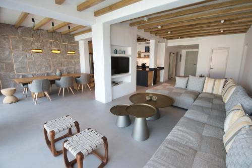 Splendid Mykonos Luxury Villas & Suites的休息区