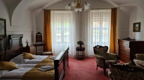 罗日尼亚瓦Hotel Čierny Orol的相册照片
