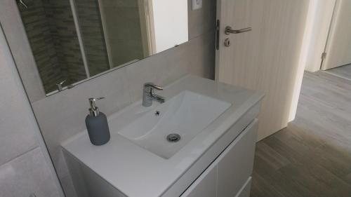 Pátio do Marquês - estadias de curta e média duração的一间浴室