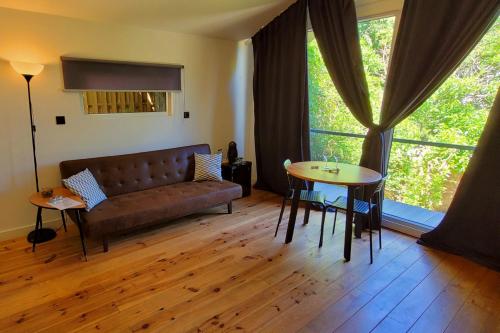 Village Cascais Guest House的休息区