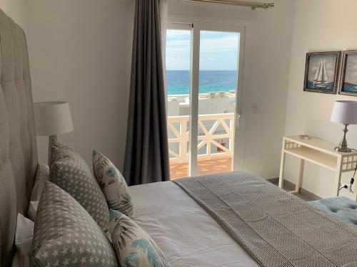 埃斯米洪格兰Apartamento en Playa Santo Tomas的相册照片