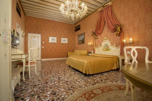 威尼斯洛坎达乐威娜酒店的相册照片