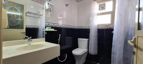 Al Nakheel Hotel Apartments的一间浴室