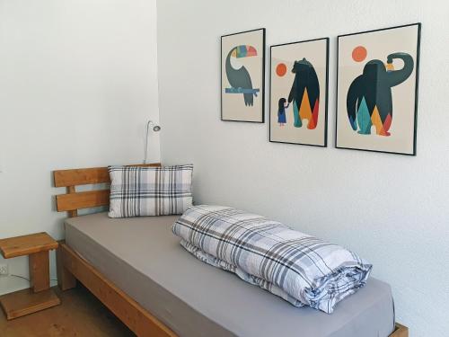 迪森蒂斯3,5 Zimmer Dachwohnung: Modern, komfortabel, zentral, mit Bergsicht的相册照片