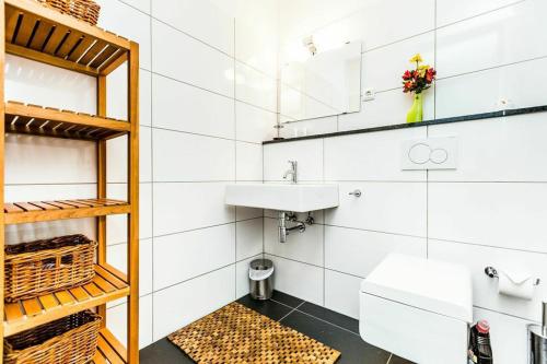 Messe Apartment Köln West的一间浴室
