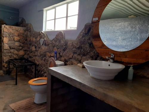 Eldorado Lodge的一间浴室