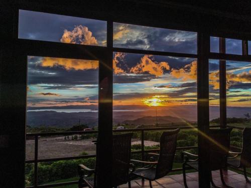 Sunset Vista Lodge,Monteverde,Costa Rica.