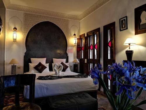 东方魅力摩洛哥住宅酒店 - 仅限成人客房内的一张或多张床位