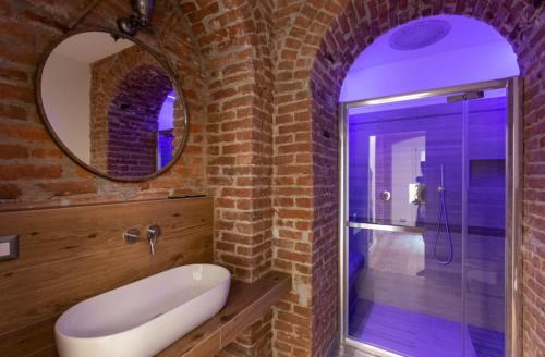 Luxury Apartment in Milan Center的一间浴室