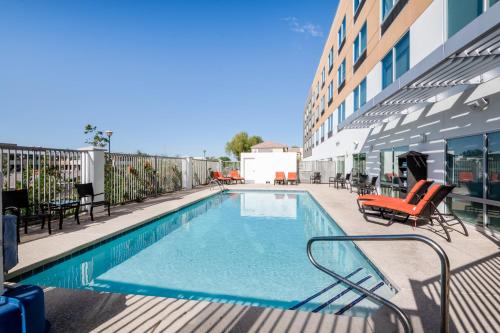 凤凰城Holiday Inn Express & Suites - Phoenix - Airport North, an IHG Hotel的相册照片