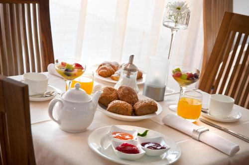 姆鲁瓦得酒店提供给客人的早餐选择