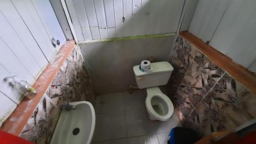 Cabañas alto del aguila的一间浴室