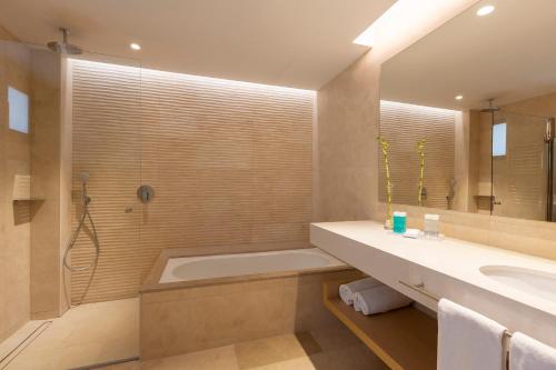 巴罗萨公园时尚酒店的一间浴室