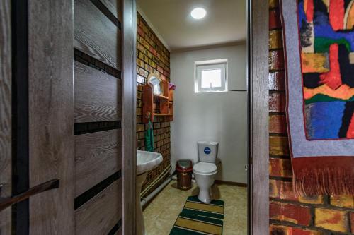 Jaichy Yurt Camp的一间浴室