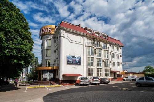 尼古拉耶夫乌克兰皇宫酒店的相册照片