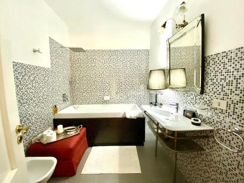 Case Natoli - Residenze d'Epoca的一间浴室