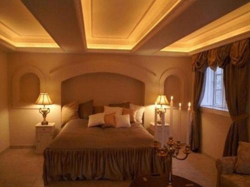 斯克洛贝勒夫古茨庄园别墅酒店客房内的一张或多张床位