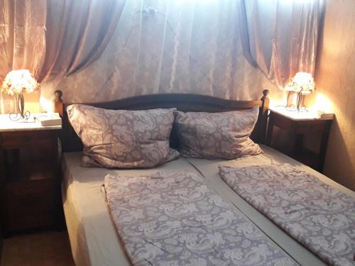 Borgáta Retro Apartman客房内的一张或多张床位
