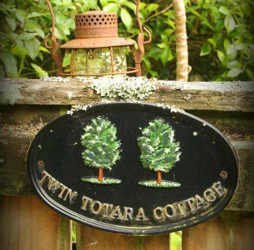 上哈特Twin Totara Cottage的相册照片