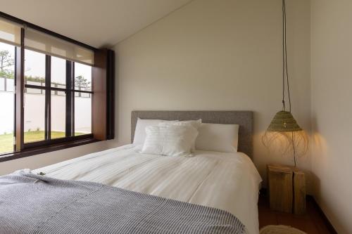 埃斯波森迪4 bedroom Luxury Villa - riverside & beachside的相册照片