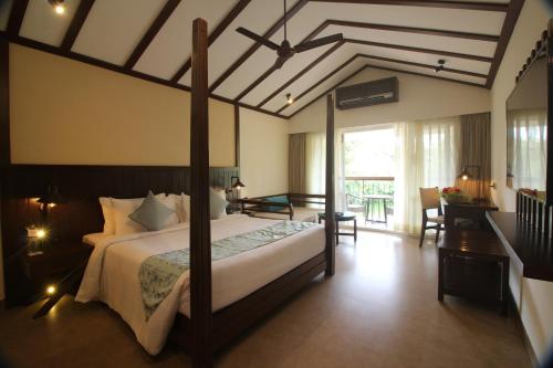 Regenta Jungle Resort Kabini Springs客房内的一张或多张床位