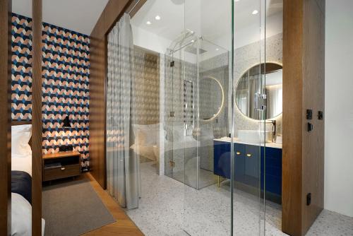 Dominic Smart & Luxury Suites - Edition的一间浴室