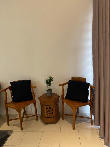 HnR HOMESTAY PORT DICKSON的休息区