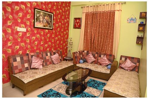 Sohana's Homestays - Work Friendly Apartment near Jaipur International Airport的休息区