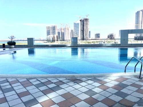 阿布扎比Upgraded 2 bedrooms to 3 bedrooms Private Residential Apartment In C4 Tower in Hydra Avenue Towers in Al Reem Island - 1307的相册照片