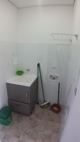 圣玛尔塔Excelente apartamento Santa Marta Colombia的相册照片