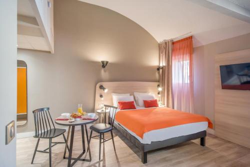 Appart'City Confort Montpellier Saint Roch客房内的一张或多张床位